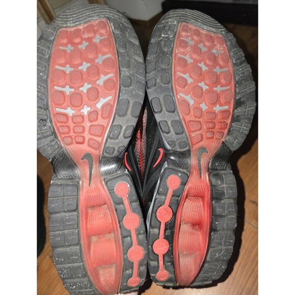 Size 13 - Nike Air Max DN Iron Grey University Red main image 7